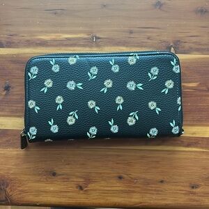 Thirty-one wallet